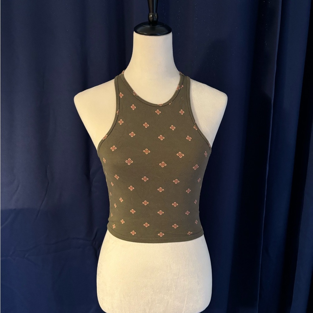 Aeropostale green floral tank top 

Size: xs